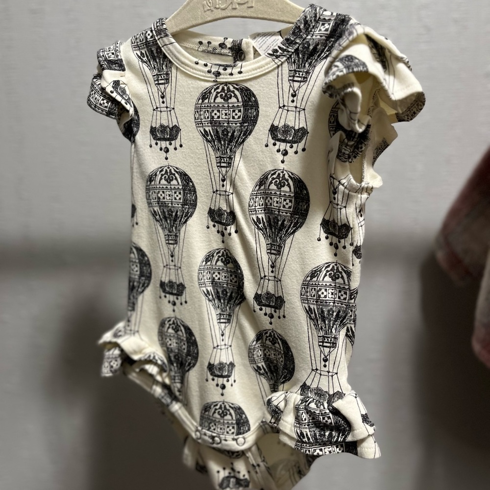 Kate Quinn hot air balloon